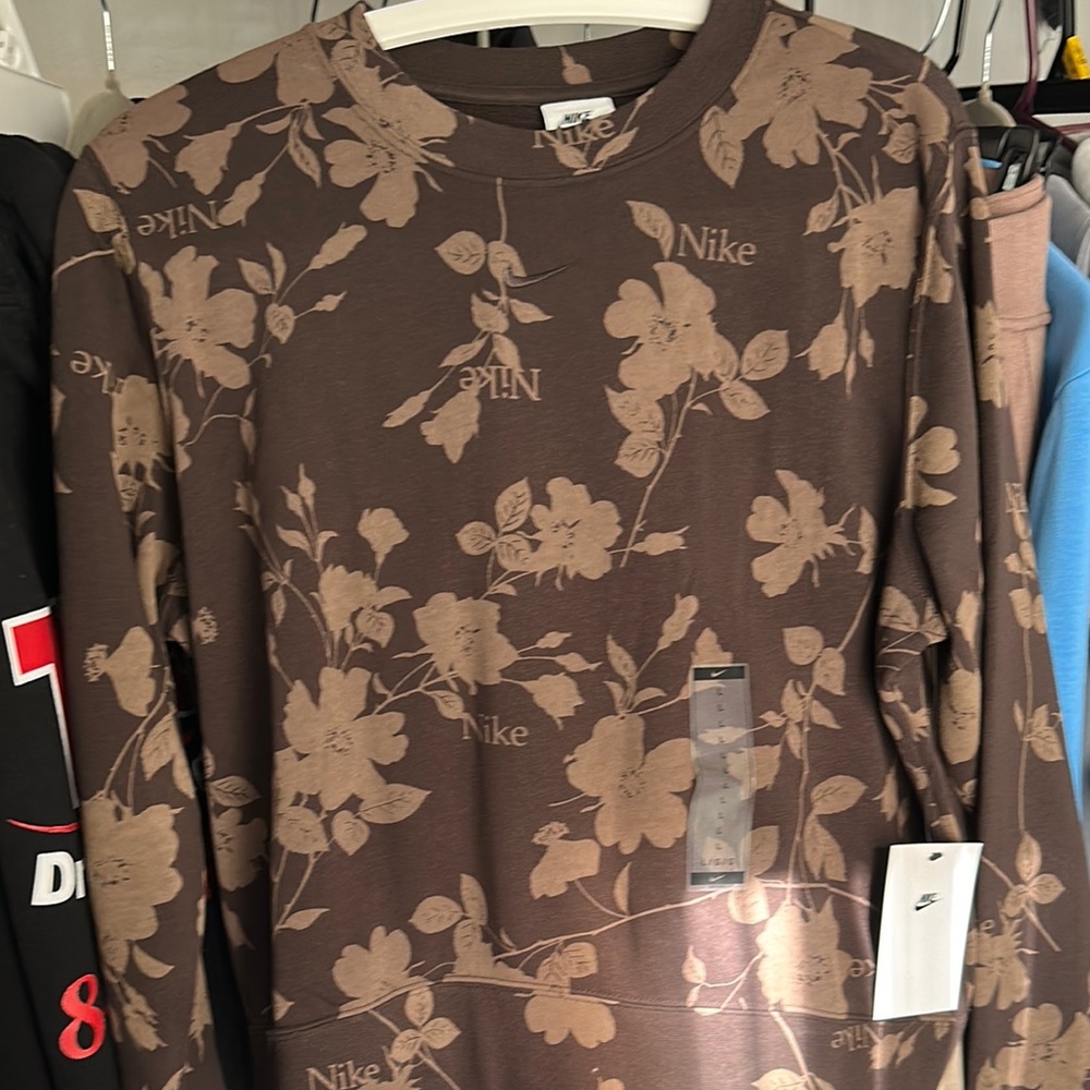 Nike Tan Floral Crewneck